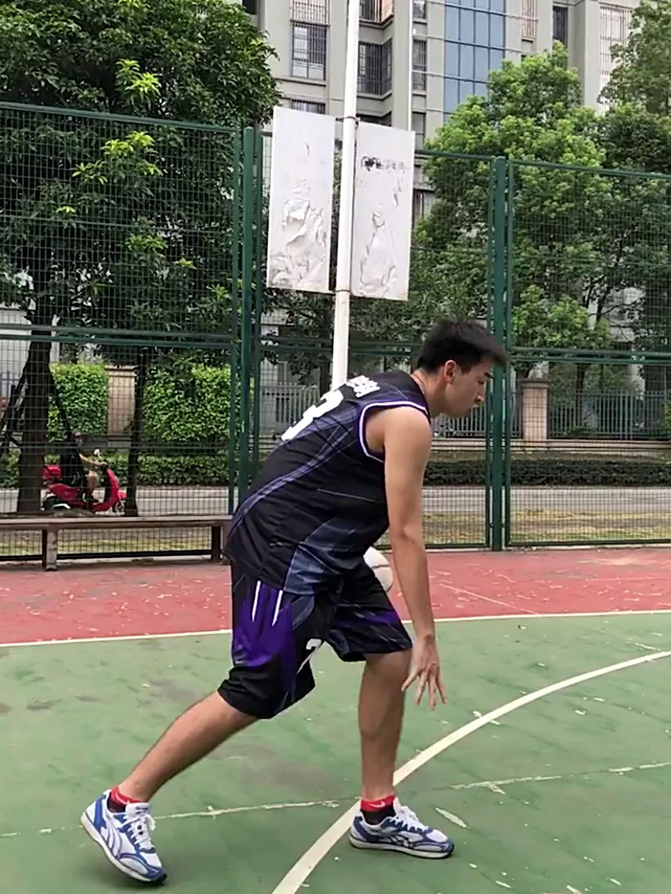 专业控卫如何调整心态应对高强度比赛_0